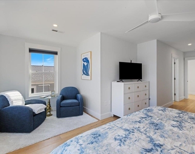 220 North End - Photo Thumbnail 26