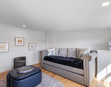 220 North End - Photo Thumbnail 33