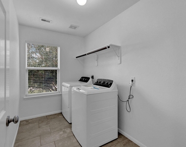 11926 Jelicoe Drive - Photo Thumbnail 16