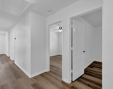 11926 Jelicoe Drive - Photo Thumbnail 11