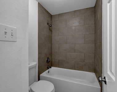 11926 Jelicoe Drive - Photo Thumbnail 21