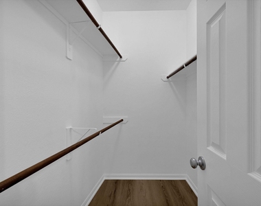 11926 Jelicoe Drive - Photo Thumbnail 8