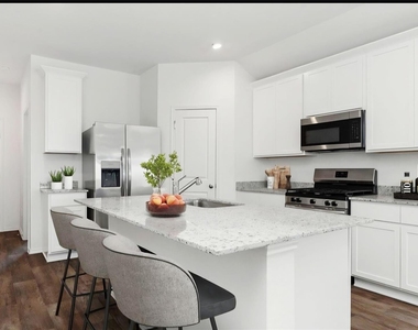 3070 Ferris Drive - Photo Thumbnail 3