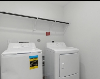 3070 Ferris Drive - Photo Thumbnail 10