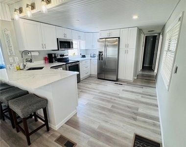 11321 Bougainvillea Lane - Photo Thumbnail 3