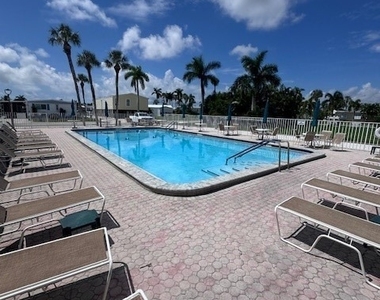 11321 Bougainvillea Lane - Photo Thumbnail 16