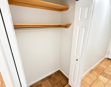 236 East 36th Street - Photo Thumbnail 5