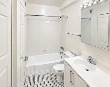236 East 36th Street - Photo Thumbnail 3