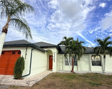 3445 Ne 11th Avenue - Photo Thumbnail 1