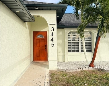 3445 Ne 11th Avenue - Photo Thumbnail 2