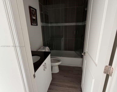 9026 W Mac Court - Photo Thumbnail 8