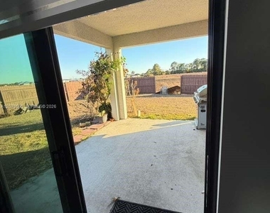 9026 W Mac Court - Photo Thumbnail 9