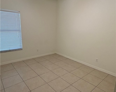 3202 10th Street Sw - Photo Thumbnail 10