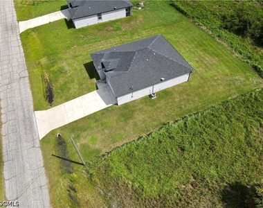 9040 Bamboo Circle - Photo Thumbnail 25
