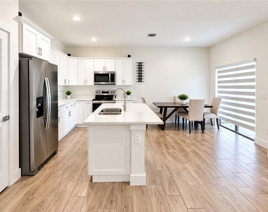 9040 Bamboo Circle - Photo Thumbnail 6