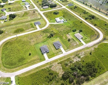 9040 Bamboo Circle - Photo Thumbnail 23