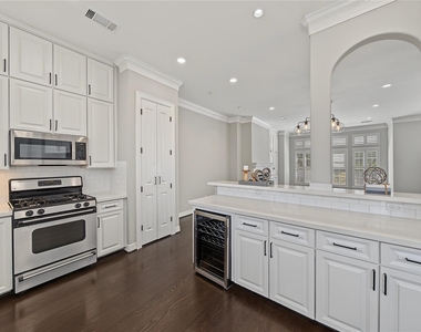 2188 Bancroft Street - Photo Thumbnail 19