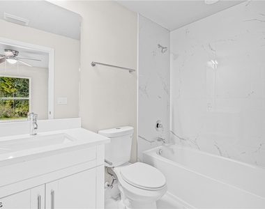 1011 Kent Street E - Photo Thumbnail 11