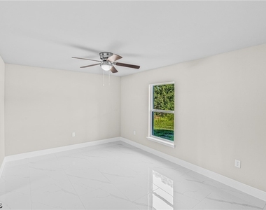 1011 Kent Street E - Photo Thumbnail 12