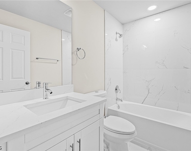 1011 Kent Street E - Photo Thumbnail 9