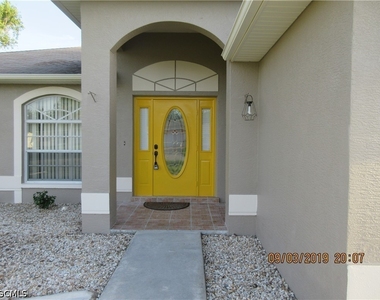 120 Se 27th Terrace - Photo Thumbnail 2
