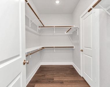 10642 Cascade Creek Drive - Photo Thumbnail 13