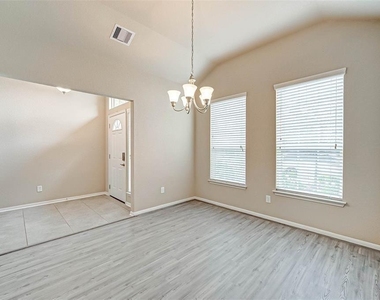 19007 Moss Bay Lane - Photo Thumbnail 2