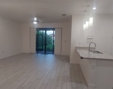 5020 Arancia Lane - Photo Thumbnail 26
