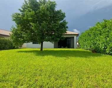 5020 Arancia Lane - Photo Thumbnail 5