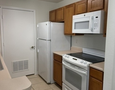 14890 Pleasant Bay Lane - Photo Thumbnail 7
