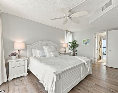 9375 Gulf Shore Drive - Photo Thumbnail 22