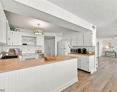 9375 Gulf Shore Drive - Photo Thumbnail 20