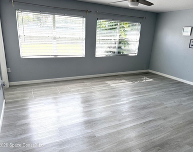 1052 Garfield Street - Photo Thumbnail 30