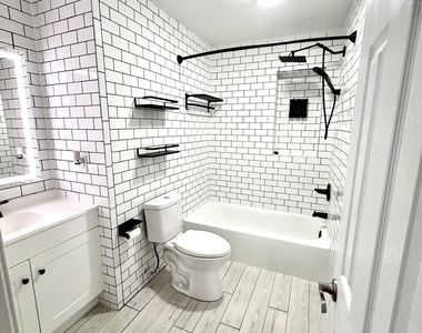 1052 Garfield Street - Photo Thumbnail 23