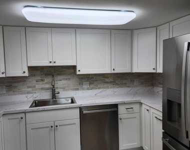 5801 N Atlantic Avenue - Photo Thumbnail 4