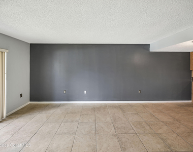 190 Paradise Boulevard - Photo Thumbnail 4