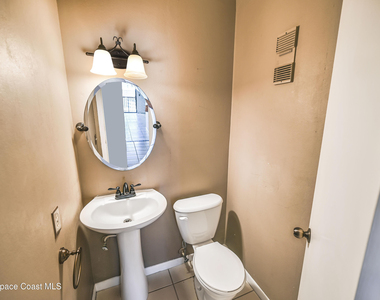 190 Paradise Boulevard - Photo Thumbnail 10