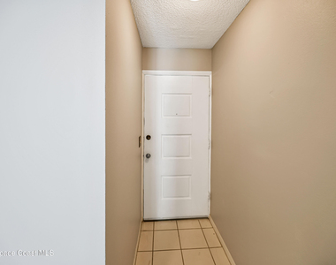 190 Paradise Boulevard - Photo Thumbnail 2