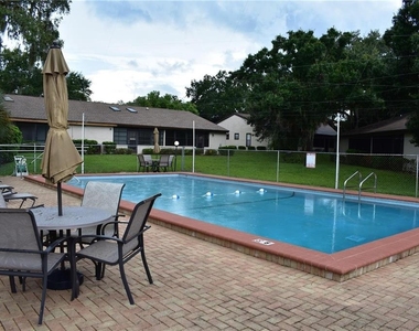 1716 Golfview Drive - Photo Thumbnail 9