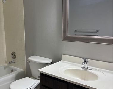 1799 N Highland Avenue - Photo Thumbnail 14