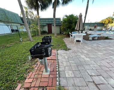 1799 N Highland Avenue - Photo Thumbnail 21