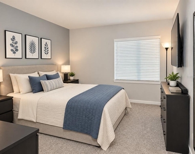 11723 Raintree Village Boulevard - Photo Thumbnail 7