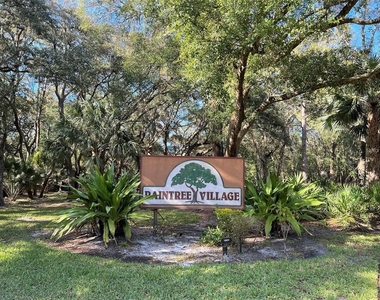11723 Raintree Village Boulevard - Photo Thumbnail 18