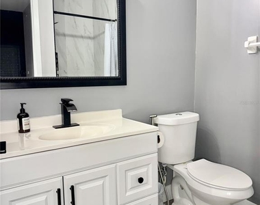 11723 Raintree Village Boulevard - Photo Thumbnail 10