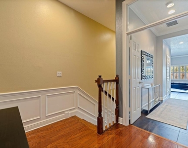 618 Saxony Boulevard - Photo Thumbnail 27