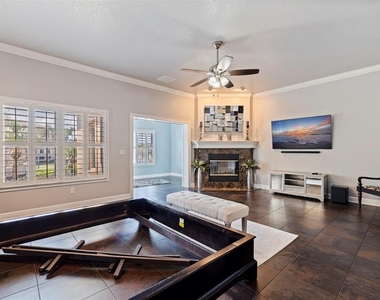 618 Saxony Boulevard - Photo Thumbnail 34