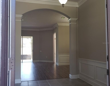25638 Ferdinand Court - Photo Thumbnail 3