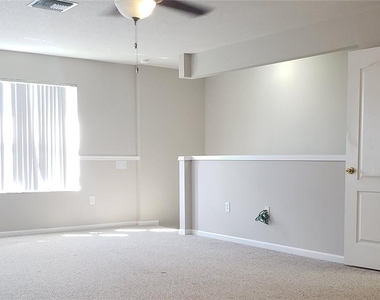 25638 Ferdinand Court - Photo Thumbnail 40