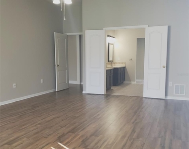 25638 Ferdinand Court - Photo Thumbnail 23