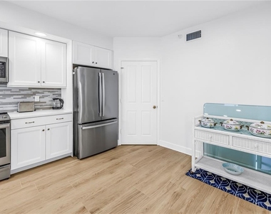 4981 Bacopa Lane S - Photo Thumbnail 17